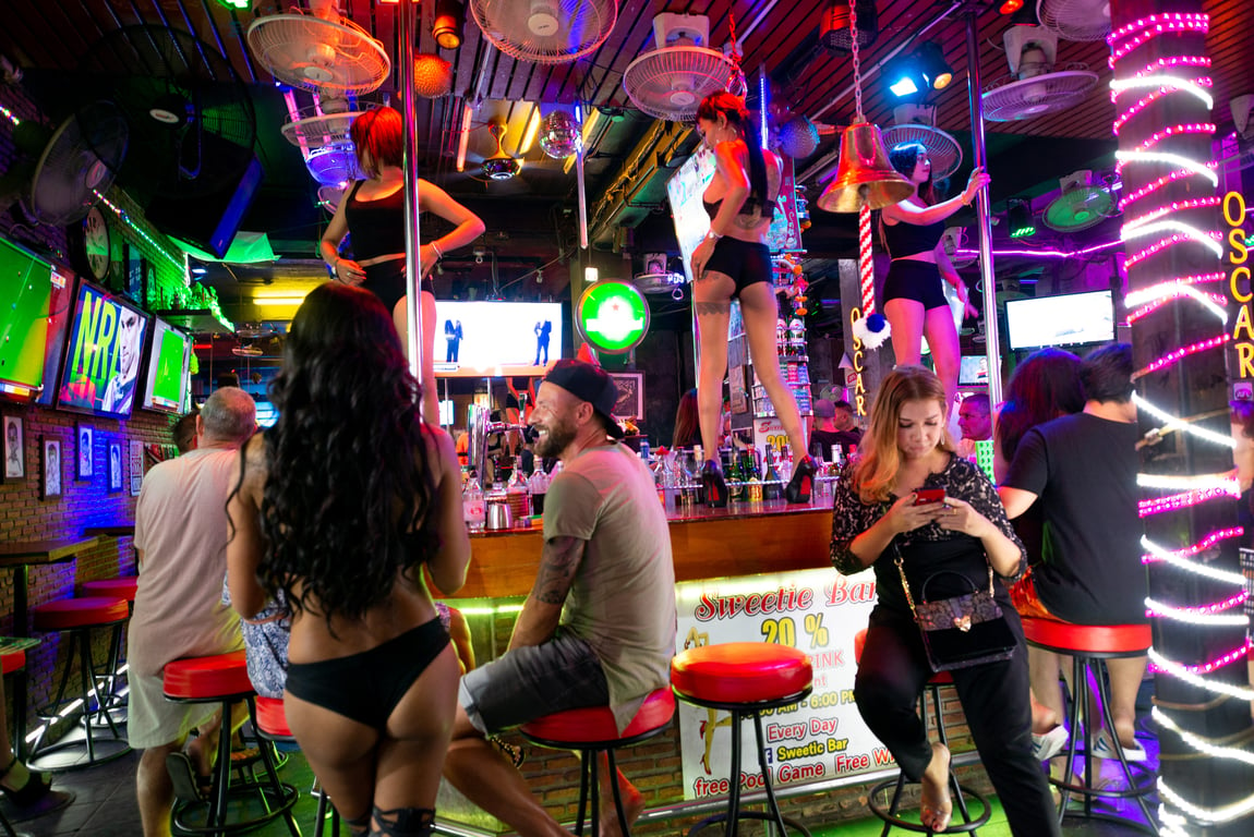 Bangla Road Nightlife poi Thailand Holiday