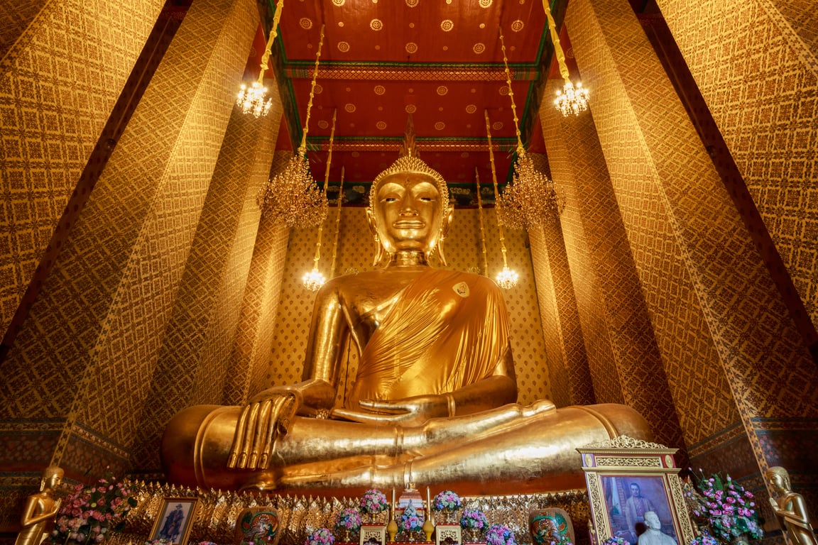 Golden Buddha Temple poi Thailand Holiday