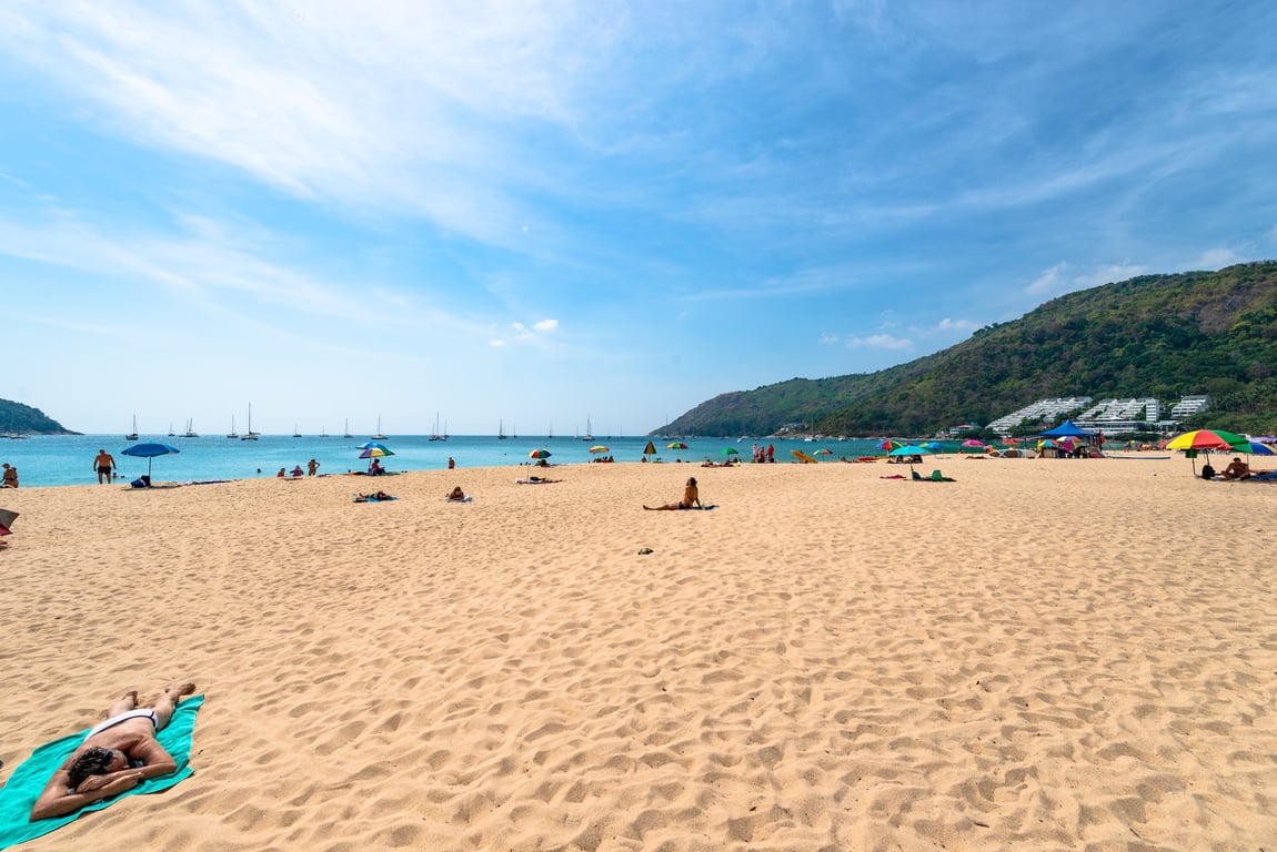 Nai Harn Beach poi Thailand Holiday