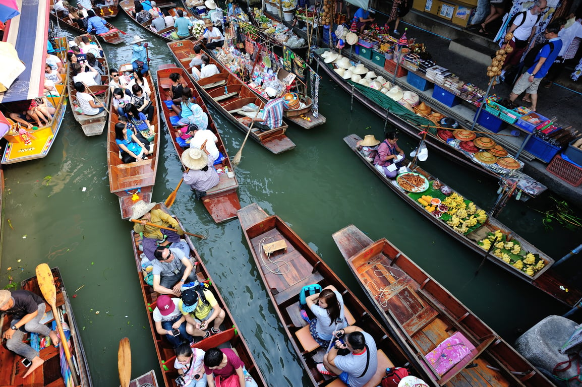 Amphawa Floating Market  Thailand Holiday