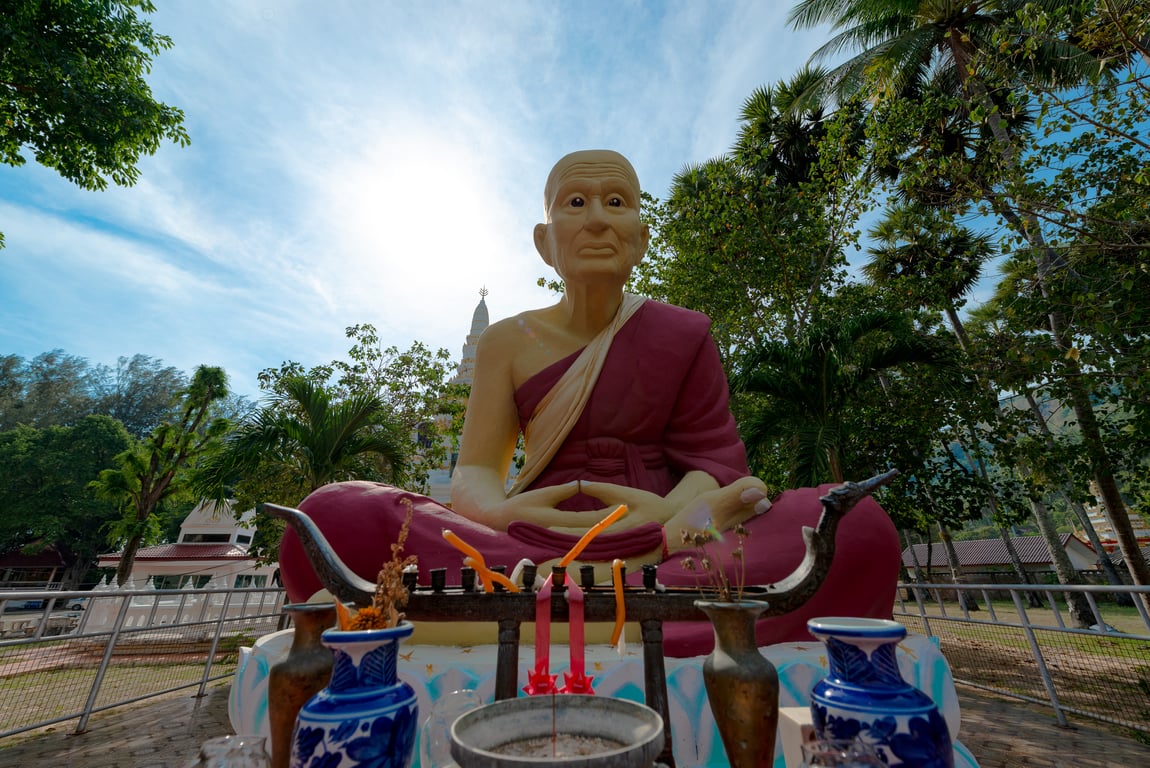 Wat Nai Harn Temple poi Thailand Holiday