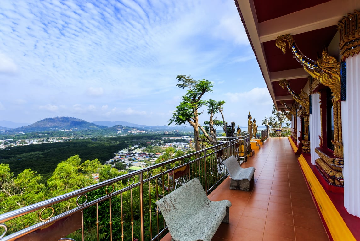 Wat Koh Sirey poi Thailand Holiday