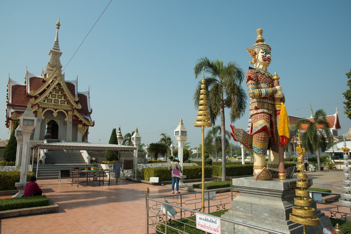 Erawan Shrine  Thailand Holiday